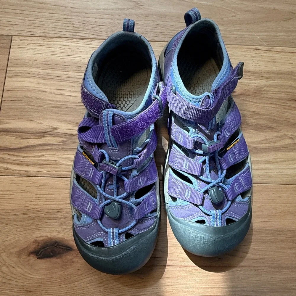 Keen Newport H2 Sport Sandals Big Kids Size 6 Purple Lavender 1014263